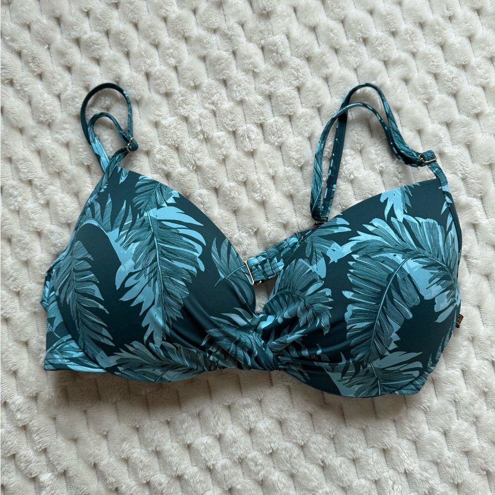 Aqua brand bathing suit top NWT size XL underwire